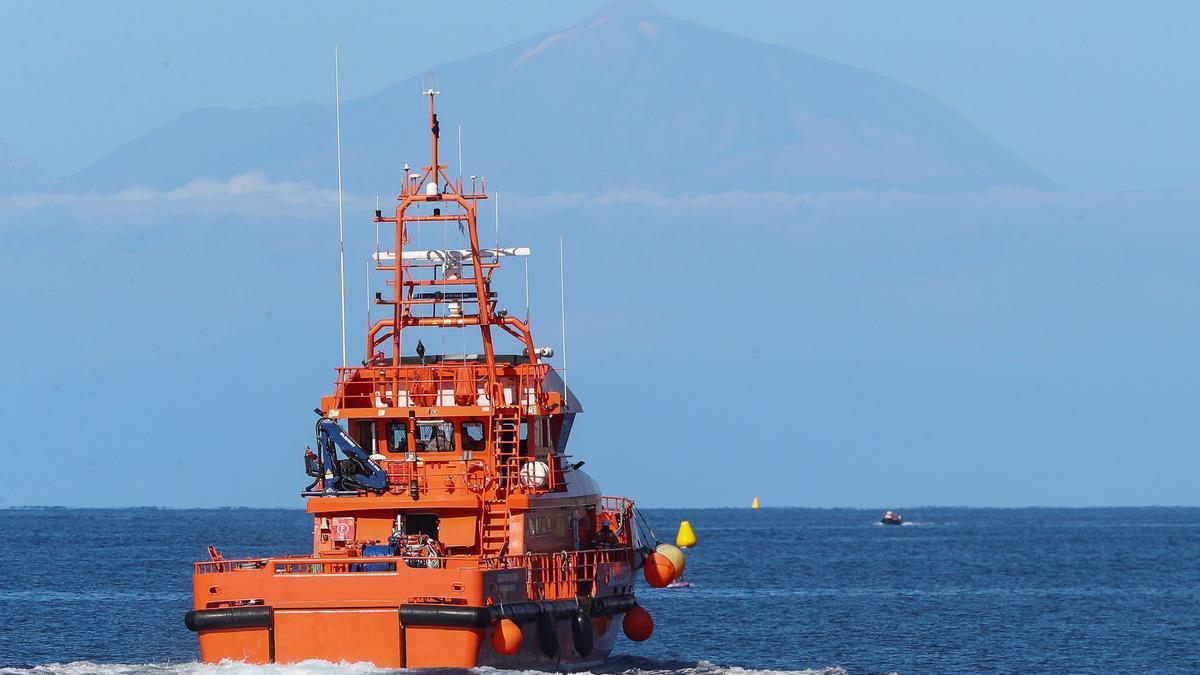 Canarias recibe casi 600 inmigrantes más hasta la mañana del domingo