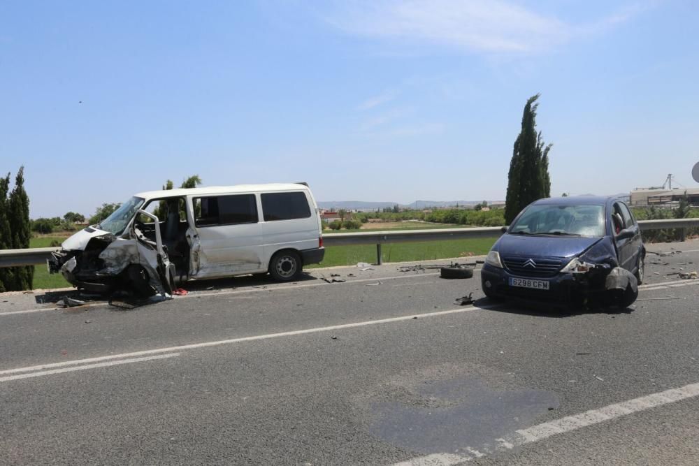 Ocho heridos en un accidente de tráfico en Callosa