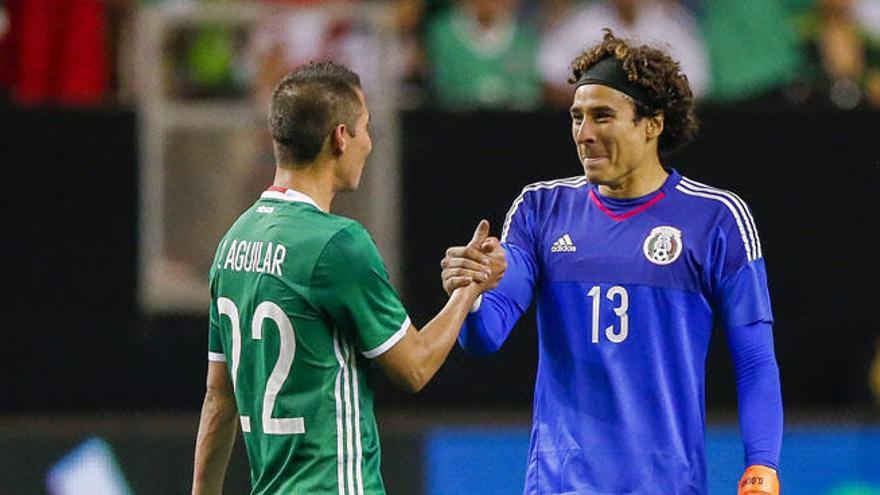 Ochoa durante el partido disputado entre México y Paraguay en Atlanta.