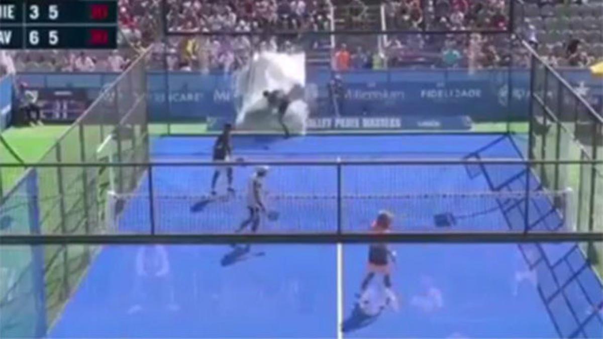 Paquito Navarro, hospitalizado tras romperse un cristal en la pista de padel