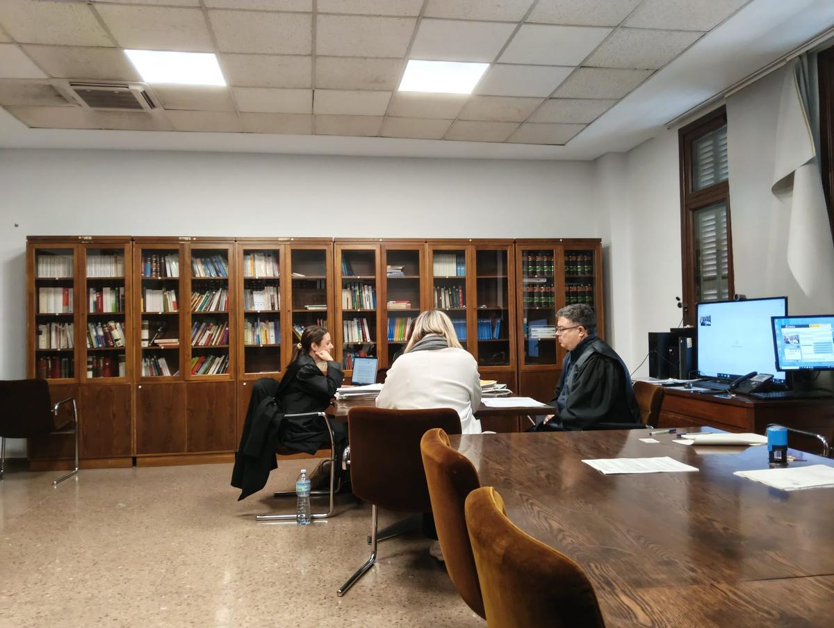 La mujer condenada, ayer en el juicio.