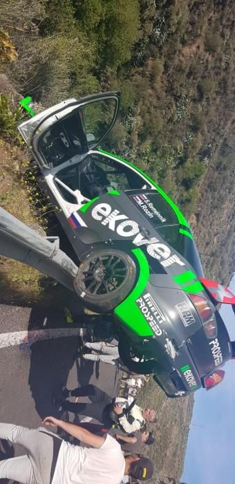 Accidente en la primer día del Rally Islas Canarias