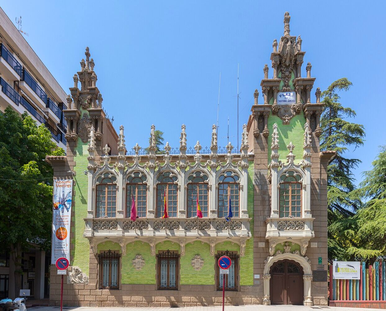 3b11477e ad27 4146 869a 765915c8d7c9