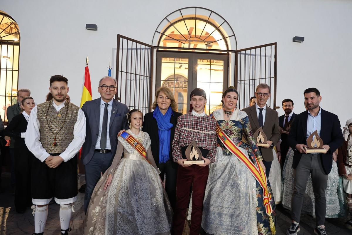 Susana Camarero asiste a la inauguración del Museu Faller de Benaguasil.
