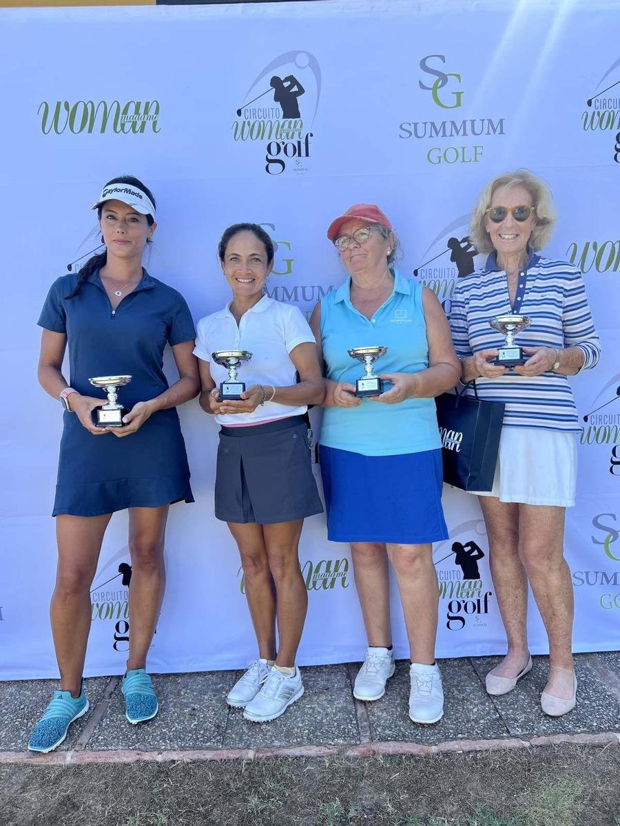 Jugadoras del 'Circuito Woman Golf' del Real Club Sevilla Golf