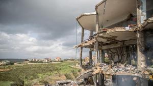 Destrucción en un centro de salud en Burj Qalauay, en el sur de Líbano, tras un ataque de Israel que mató a doce trabajadores médicos (archivo)