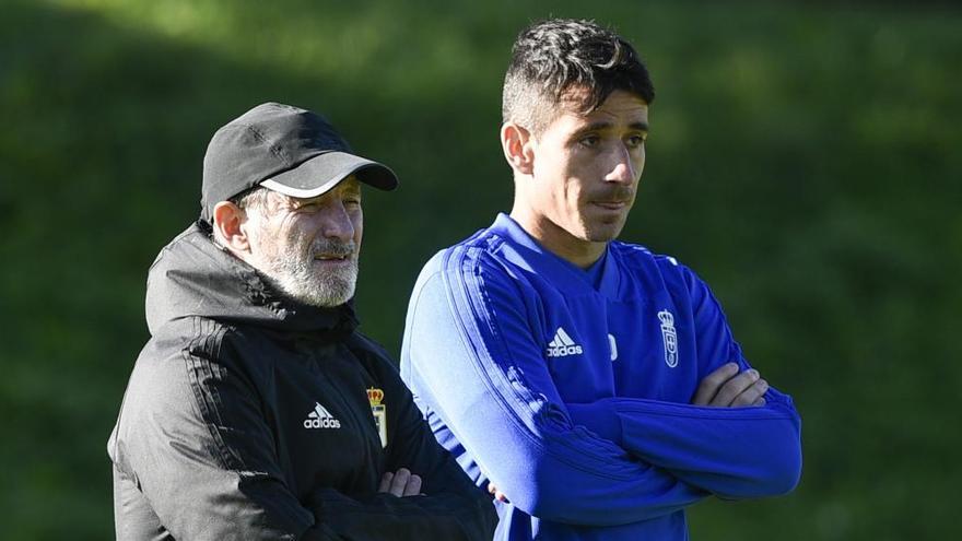 Berjón, con una tendinitis, se retira antes del entrenamiento del Oviedo