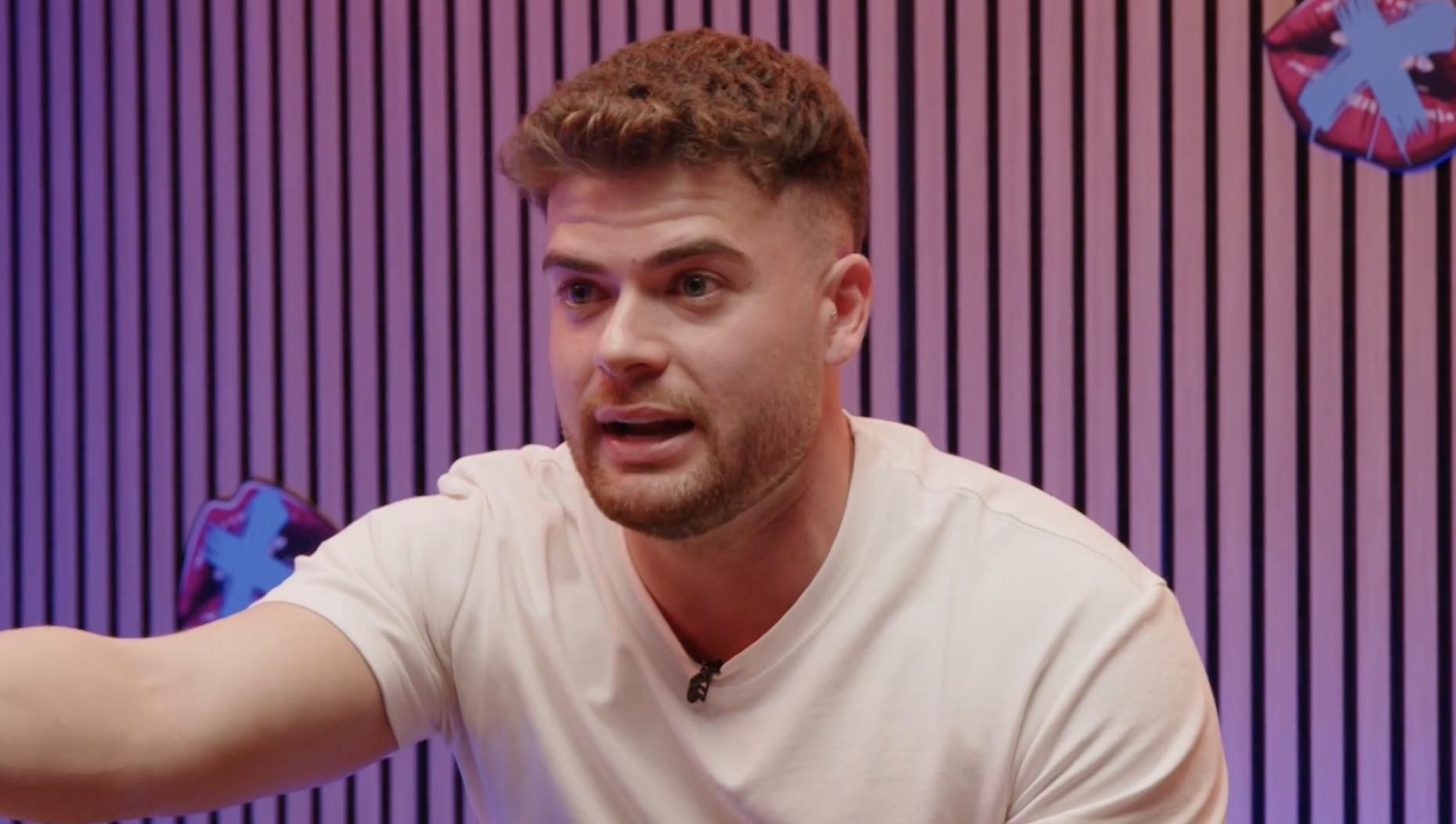 Darío explica el motivo del 'modo avión' de fiesta.png