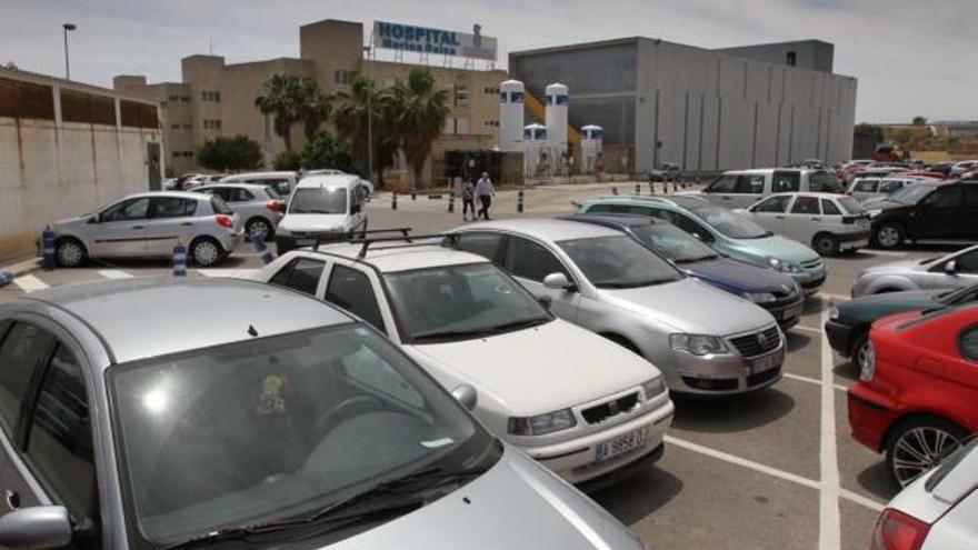 Imagen del parking del Hospital comarcal de La Vila Joiosa.