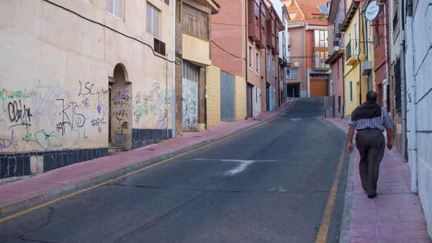 Calle Palencia en la que se encontraba en 2010 el pub sancionado.