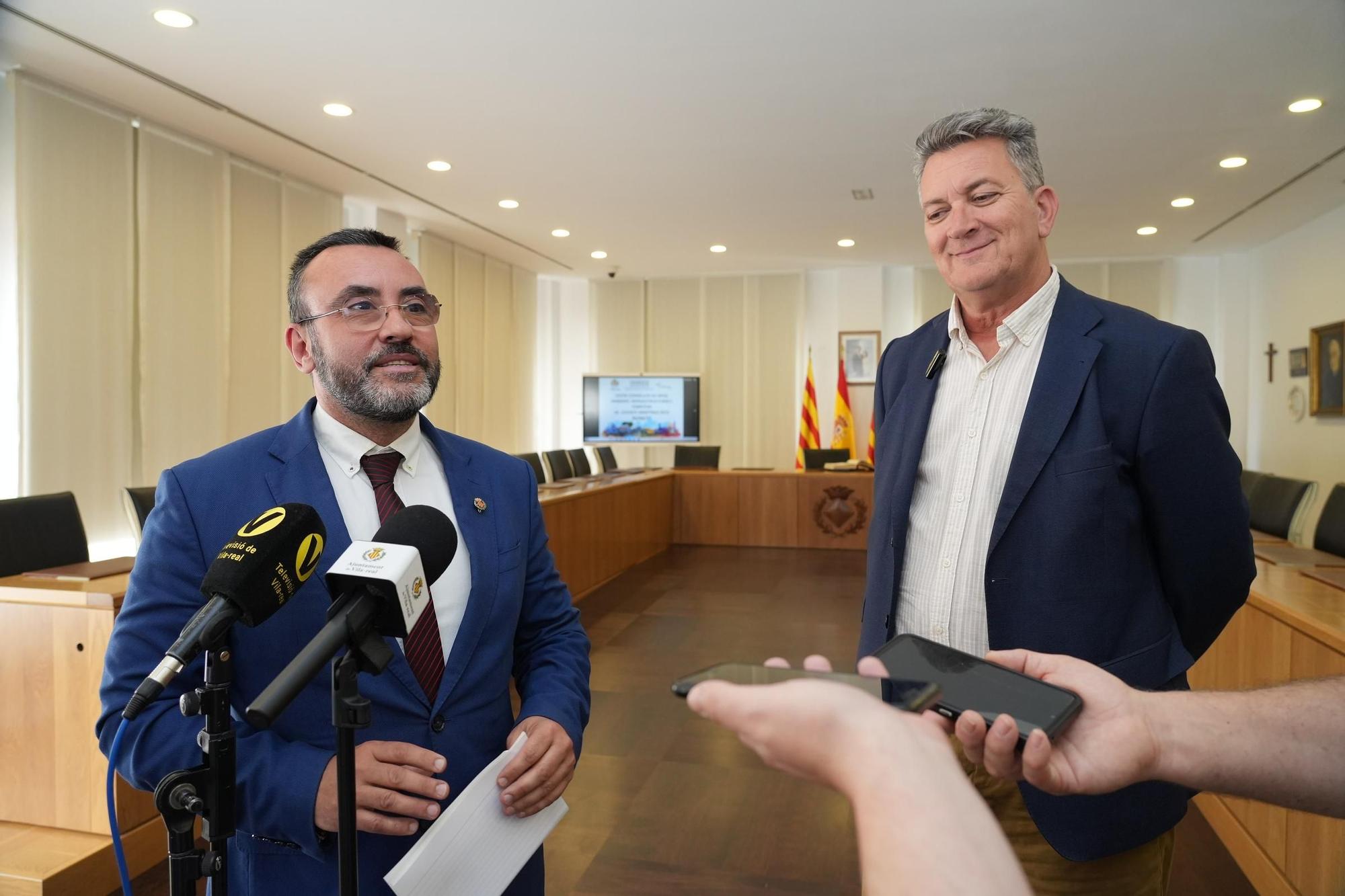 FOTOGALERÍA I Visita institucional a Vila-real del conseller de Medioambiente e Infraestructuras, Vicente Martínez Mus