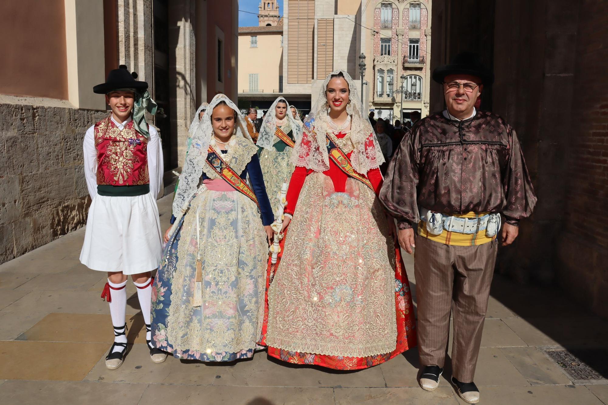 Las comisiones de falla en la Procesión de la Virgen (4/5)