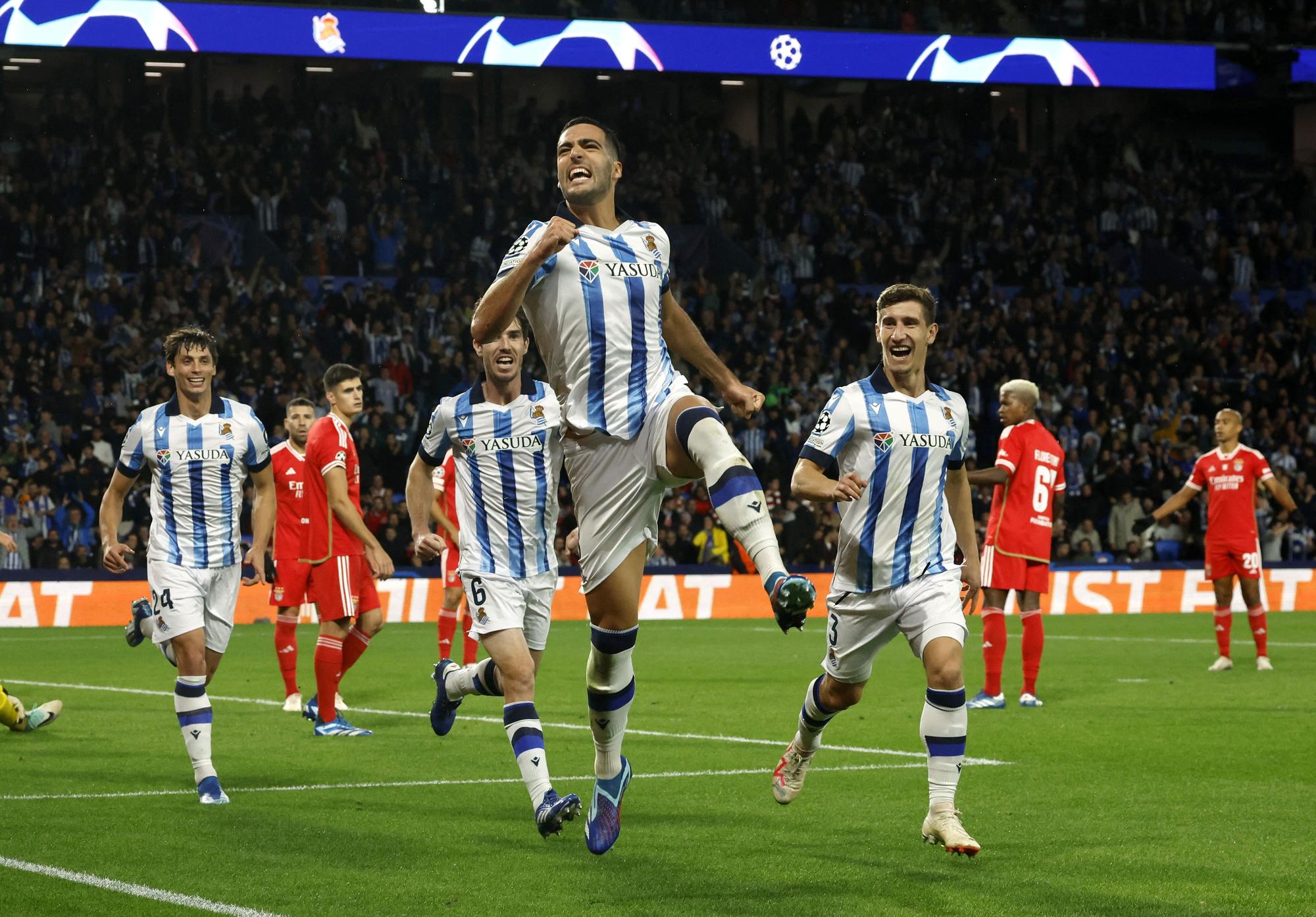 Champions League - Group D - Real Sociedad v Benfica