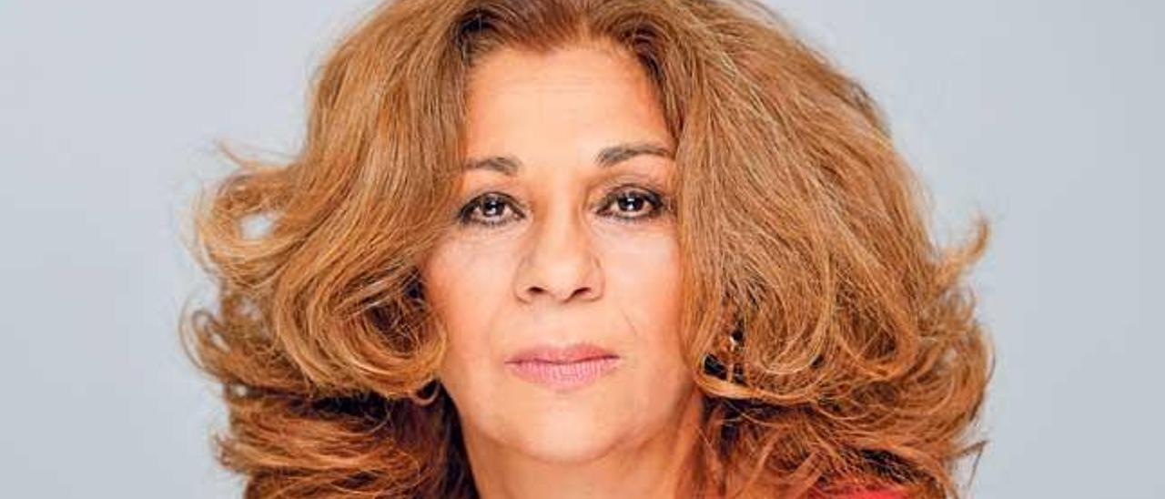 Lolita Flores se mete en la piel de La Colometa y protagoniza un duro monólogo interior.