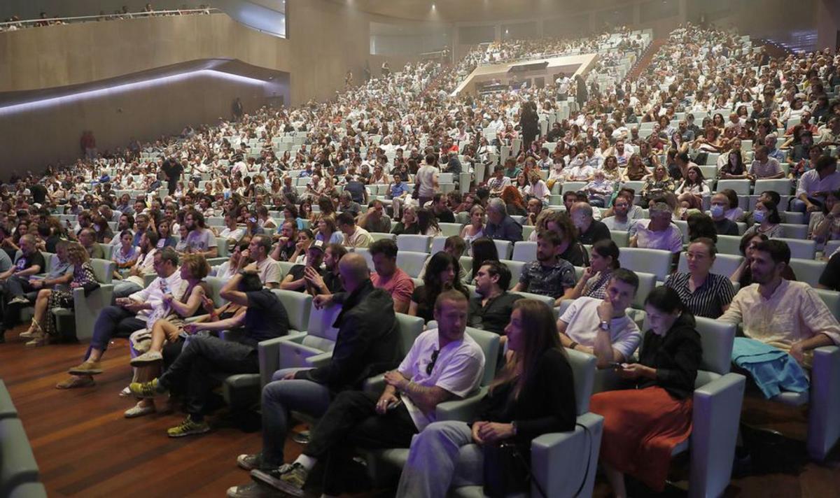 Público del concierto de Michale Kiwanuka en el auditorio Mar de Vigo. 22 septiembre 2022. José Lores