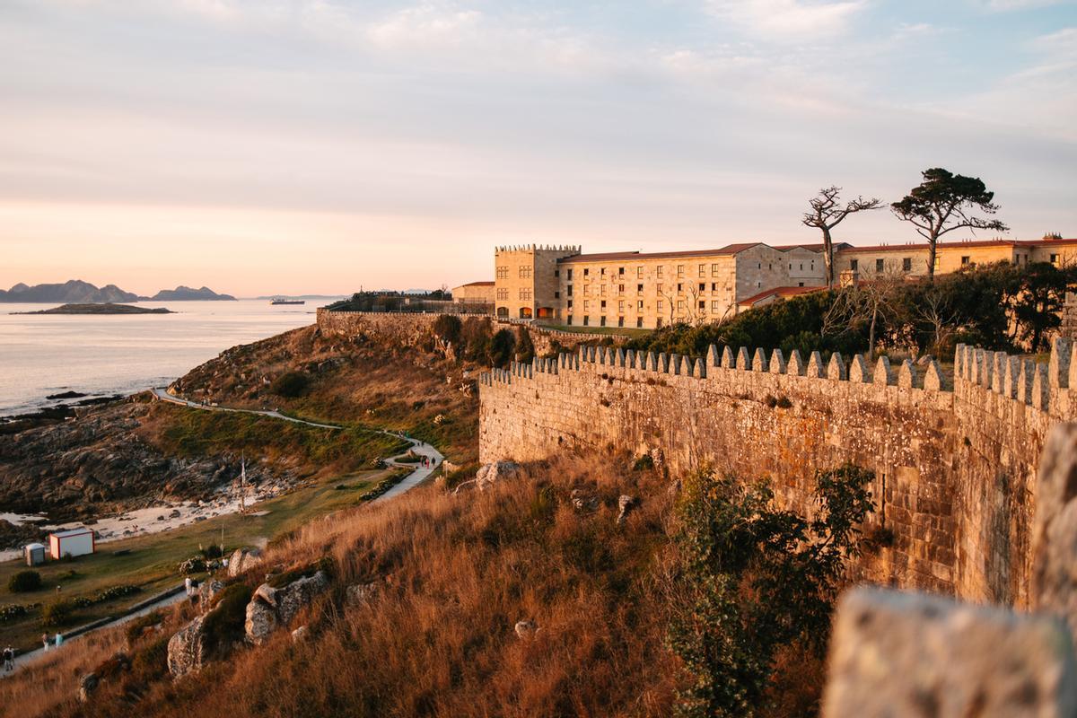La Fortaleza de Monterreal es el gran símbolo de Baiona
