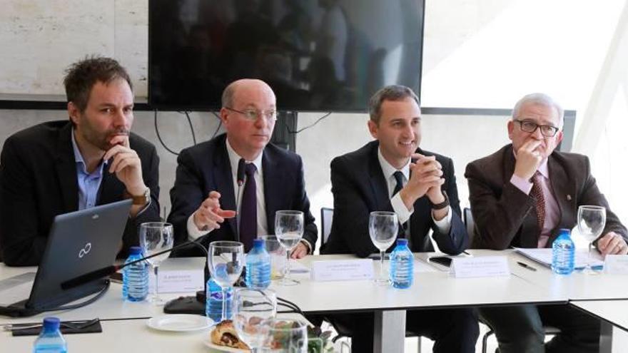 Josep Vicent, Carlos Crehueras, César Sánchez y César Augusto Asencio, ayer en la presentación del Premio Azorín.