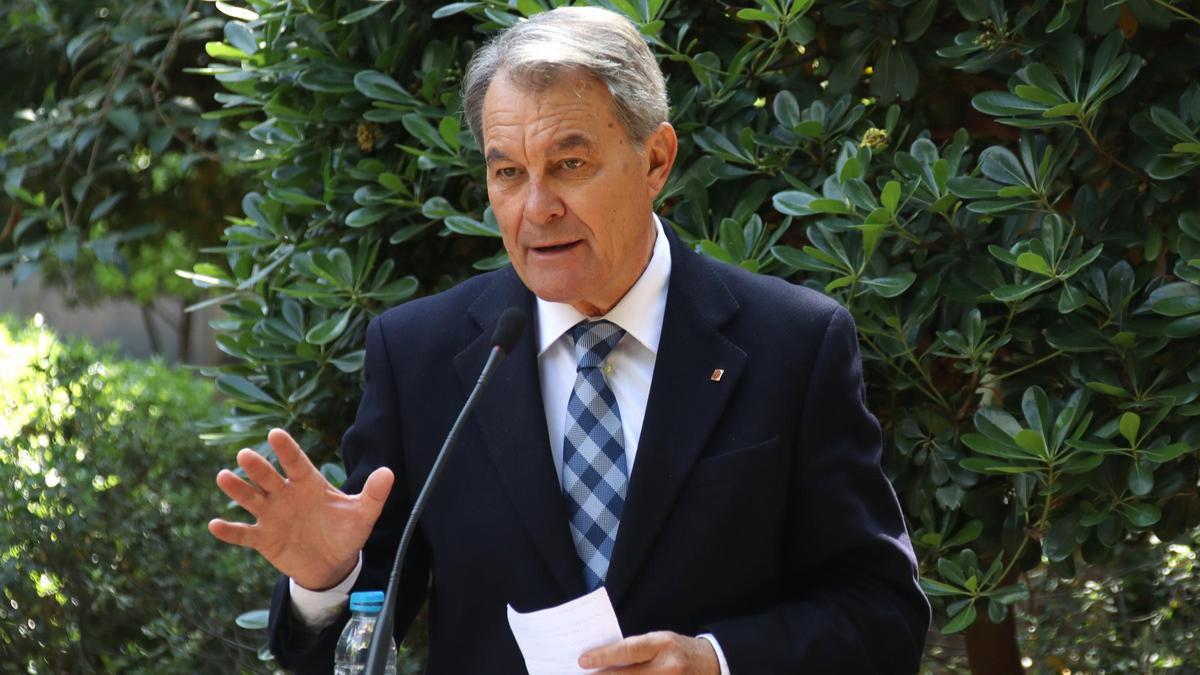 Artur Mas se querella contra Fernández Díaz y Cospedal y les acusa de organización criminal y malversación