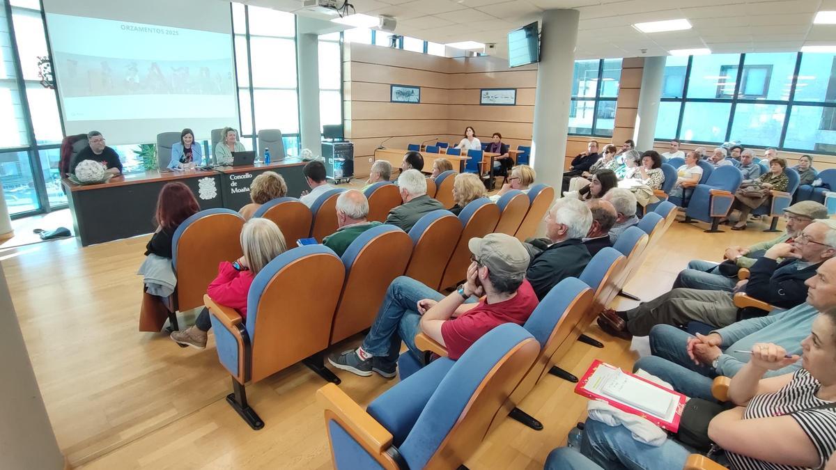 La presentación de ayer, con el regreso a la actividad de la alcaldesa, Leticia Santos.