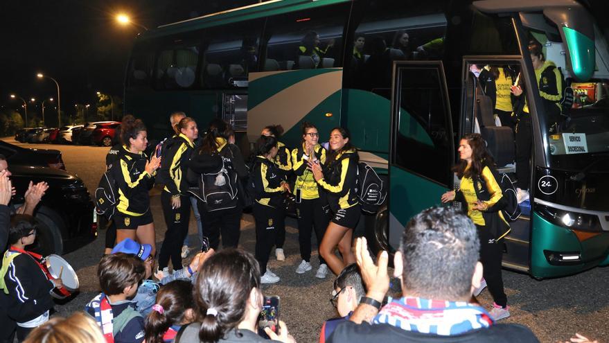 Recibidas como campeonas: arropan al Guardés tras su derrota europea