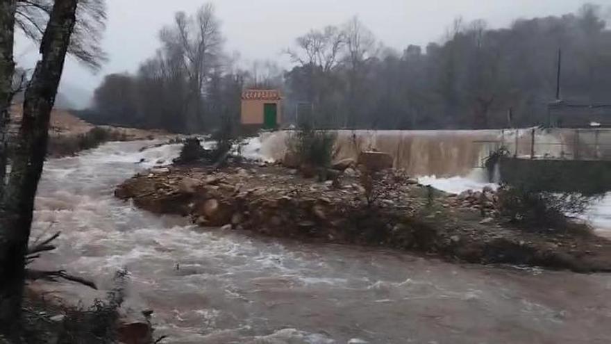 Vídeo | Rotura de la presa del río Viejas, en Robledollano