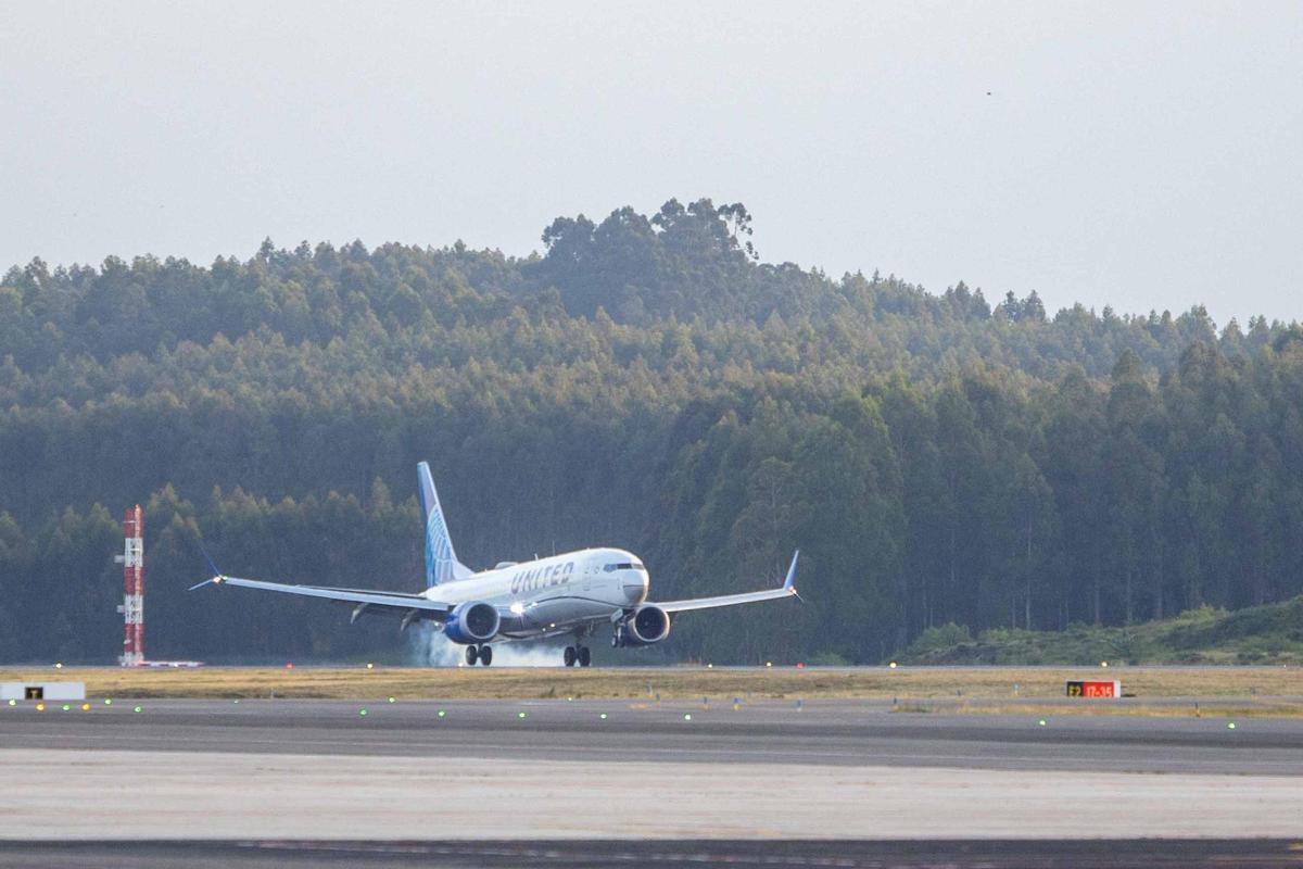 United Airlines inaugura la conexión directa entre Santiago y Nueva York