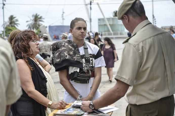LAS PALMAS DE GRAN CANARIA A 03/06/2017. Día de las Fuerzas Armadas en Plaza de las Islas Canarias. FOTO: J.PÉREZ CURBELO