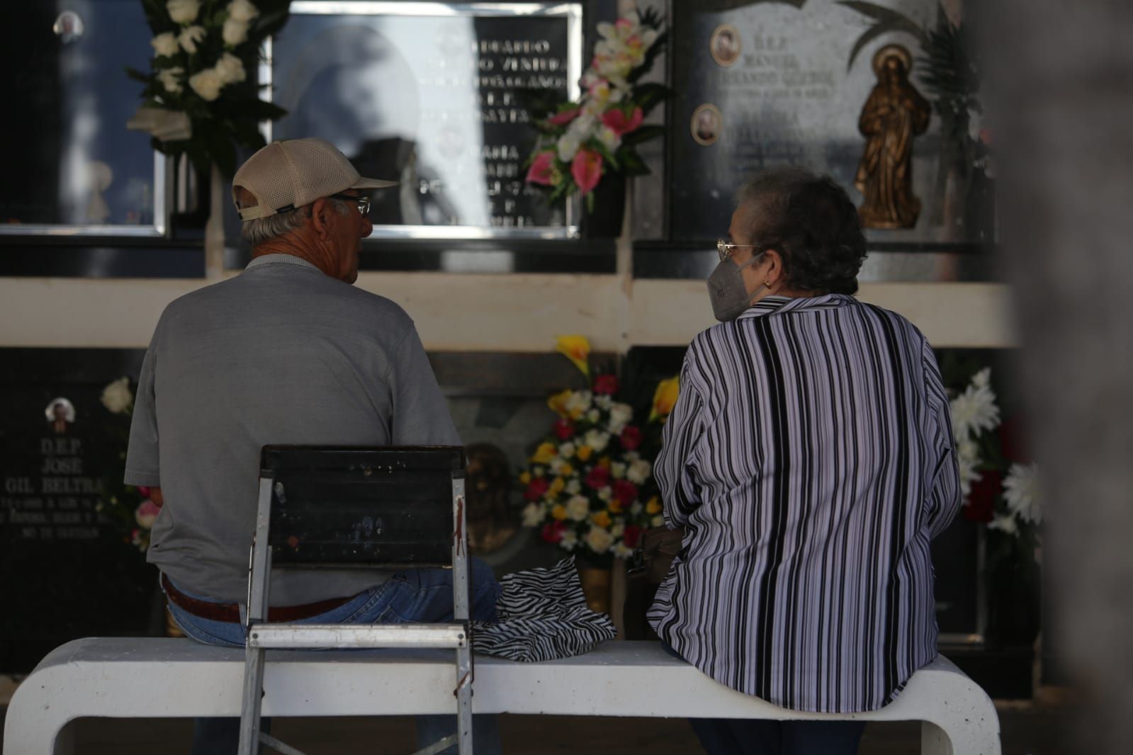 Castellón recuerda a sus fallecidos el día de Todos los Santos