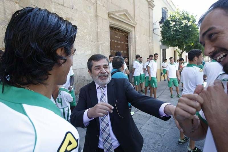 Ofrenda floral del Córdoba Cf a San Rafael