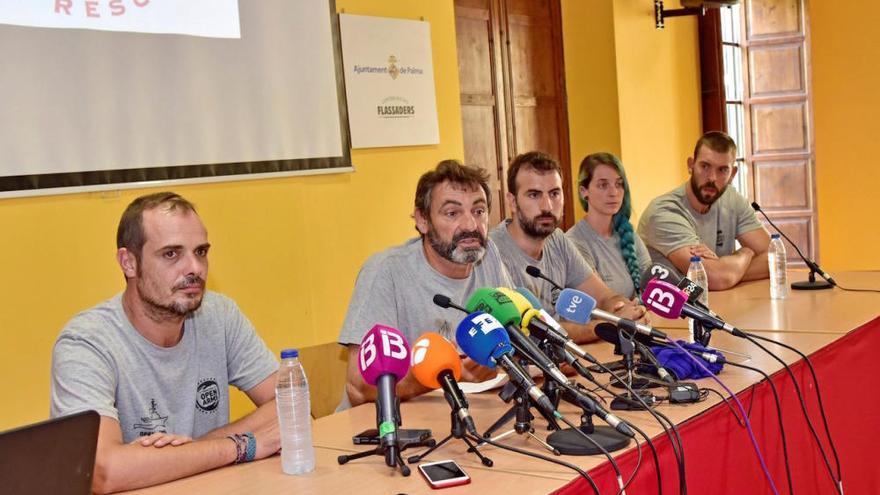 Rueda de prensa de Óscar Camps y Marc Gasol tras la llegada del &#039;Open Arms&#039; a Palma