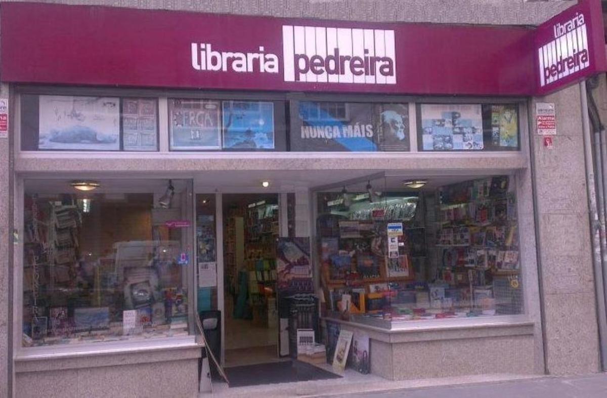 Exterior de la librería Pedreira