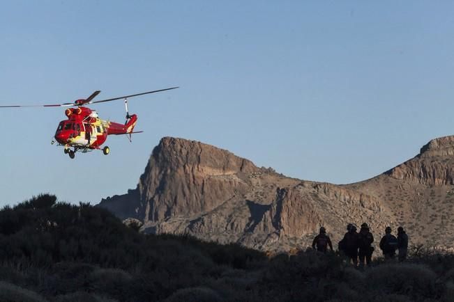 CUATRO HELICÓPTEROS AYUDAN A EVACUAR OCUPANTES ...