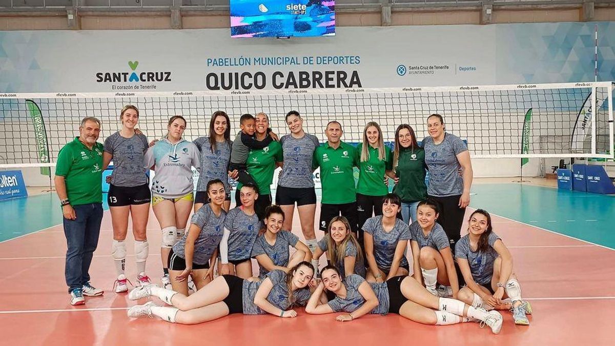 Plantilla del Arroyo que disputó la reciente fase de ascenso.