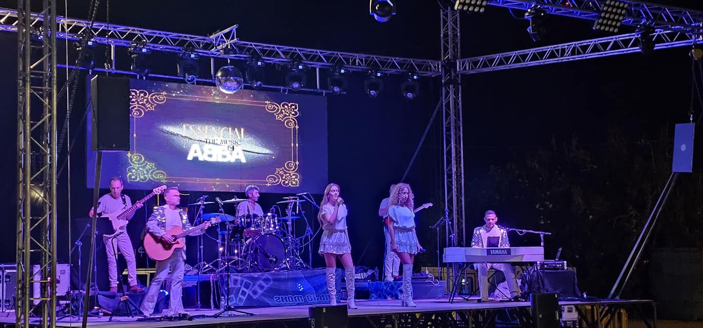 Éxito del musical sobre ABBA en Tavernes de la Valldigna