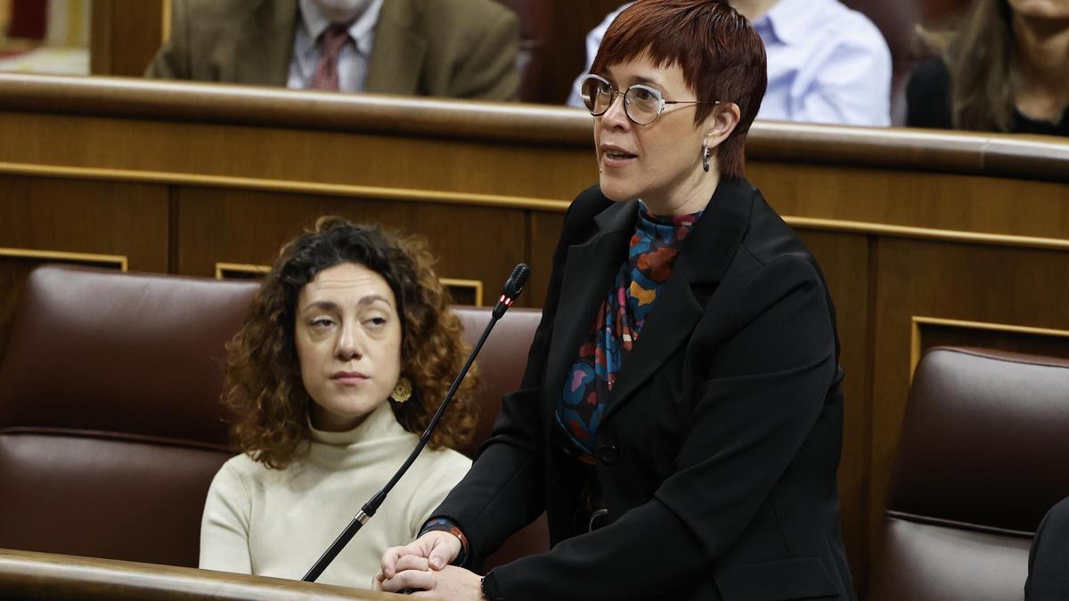 La diputada de Compromís, Àgueda Micó, en el pleno del Congreso.