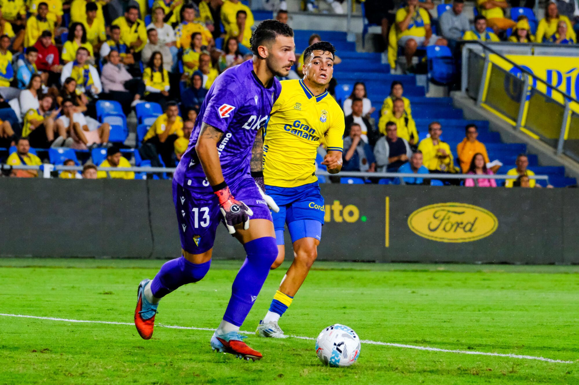 UD Las Palmas- Cádiz | 05/10/2025  | 05/10/2025 | Fotógrafo: José Carlos Guerra