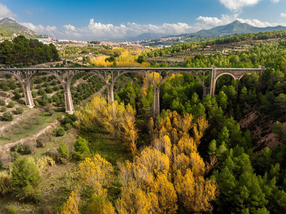 El campus de Alcoy ofrece una expefriencia conectada con la natrualeza y con alquileres más baratos.