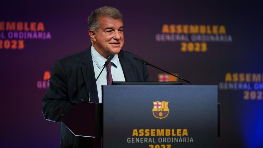 Asamblea del Barça: &quot;Hemos salvado al club&quot;, dice Laporta