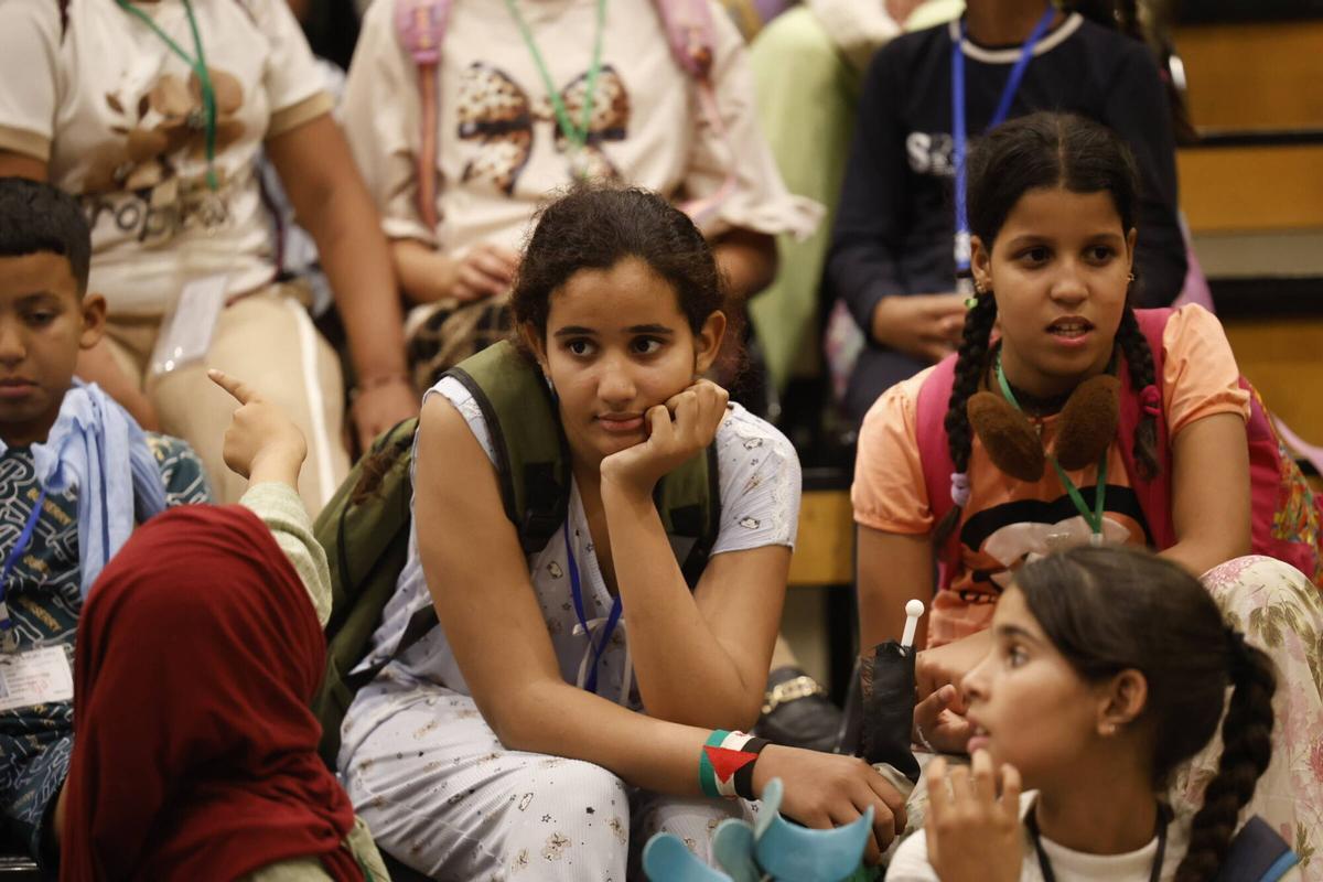 Recepción en Avilés de los niños saharauis del programa Vacaciones en paz