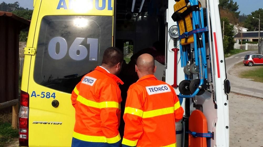 Un pescador resulta herido en la playa de Nerga