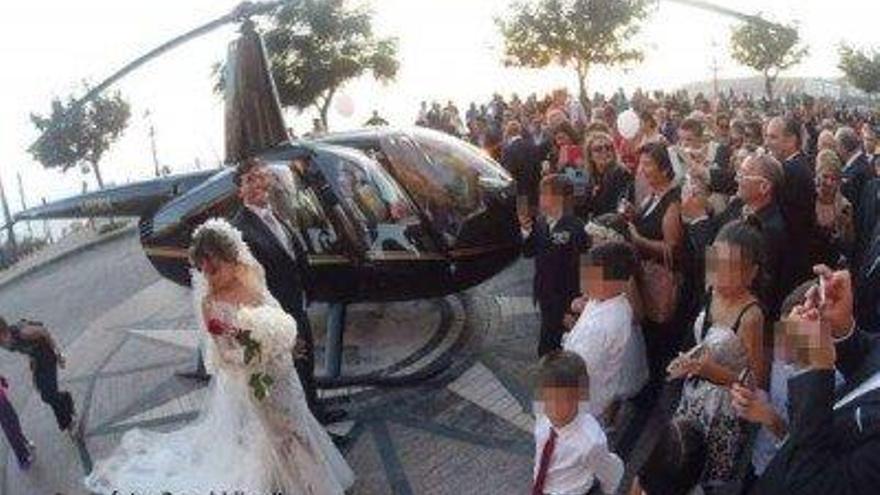 Un capo mafioso aterriza en helicóptero en medio de un pueblo de Calabria para casarse