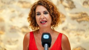 El Govern es prepara per aprovar al setembre la quitació del deute de Catalunya, extensible a totes les autonomies