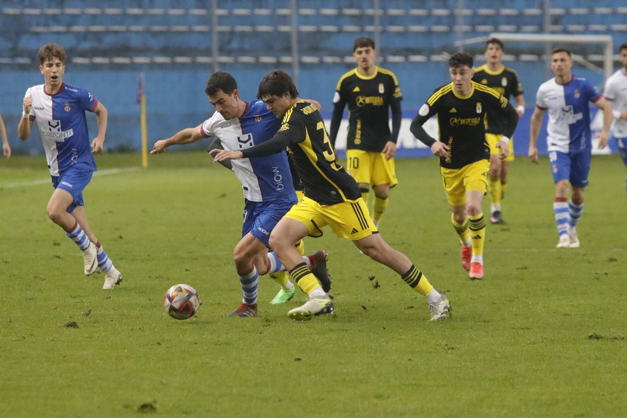 EN IMÁGENES: Así ha sido la victoria del Avilés ante el Oviedo VEtusta (2-0)