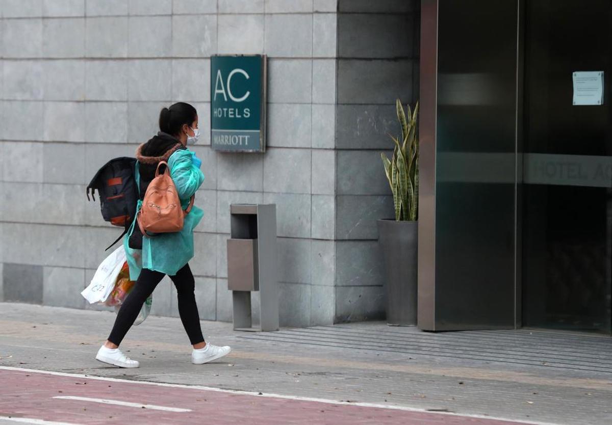 Los pacientes leves de la COVID-19 pasan su cuarentena en hoteles