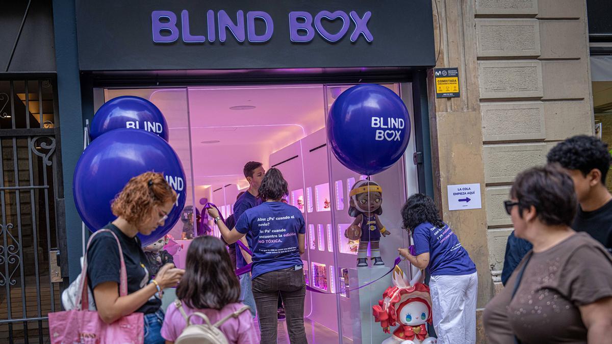 Abre la primera tienda Blind Box en Barcelona: el fenómeno de las cajas sorpresa