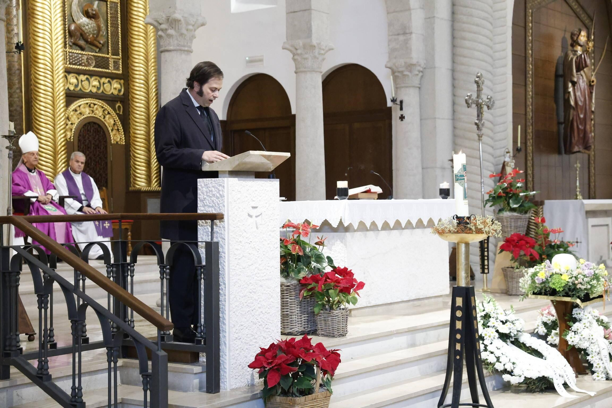 El funeral por el gijonés Ignacio Figaredo, en imágenes