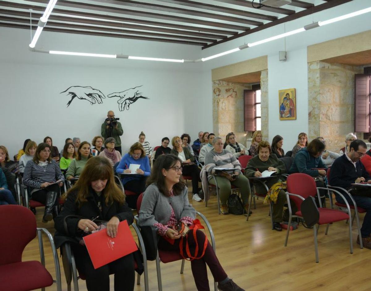 Asistentes al curso en el Seminario de San Atilano. | Cedida