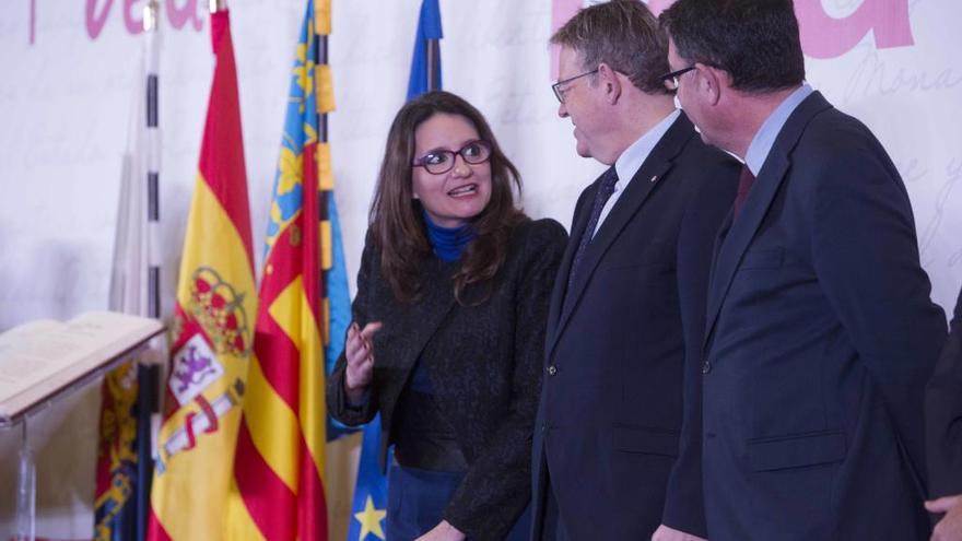 Mónica Oltra, Ximo Puig y Enric Morera.