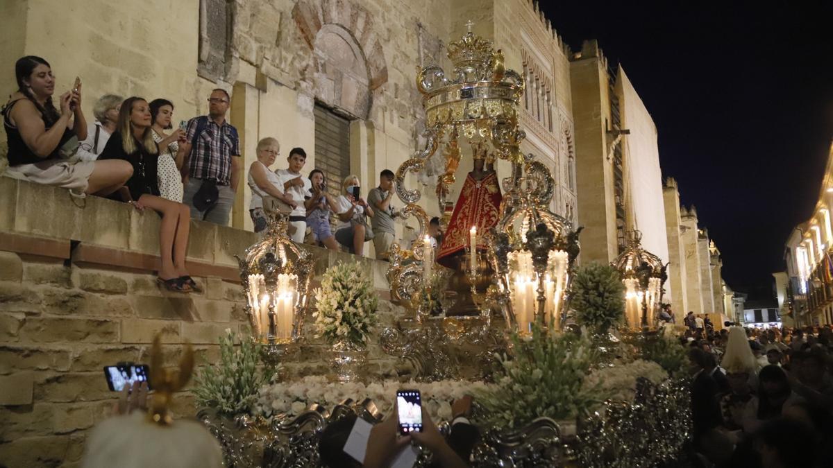 La Virgen de la Fuensanta vuelve a recorrer las calles de Córdoba