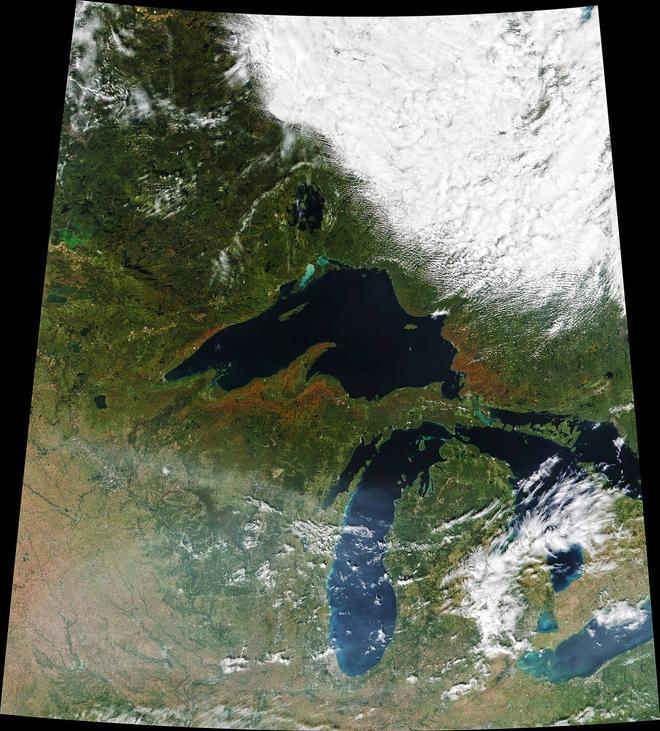 Vista Lago Superior desde el espacio
